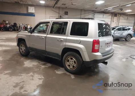 2011 Jeep Patriot Sport из США, поврежденный, VIN 1J4NF1GB9BD266334